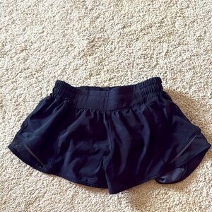 Lululemon Hotty Hots black camo